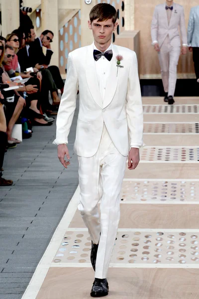 Look 36